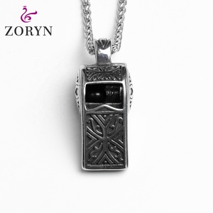 Colgante de Silbato Vikingo Celta de Acero Inoxidable, Joyería de Moda Funcional Vintage Gótica Nórdica de Acero de Titanio para Hombres y Mujeres - Product Image 4