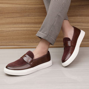 Mocassins pour hommes en cuir PU à lacets, antidérapants, souples et résistants, chaussures de ville classiques à enfiler pour hommes - Product Image 2