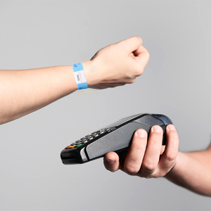 Pulsera Inteligente NFC de Tela Elástica de Poliéster Personalizada, Chip NTAG213 de 13.56MHz, Tarjeta RFID Multiusos Portátil para Pagos - Product Image 2