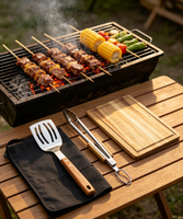 Ensemble de barbecue professionnel en acier inoxydable, outils en acier inoxydable pour l'extérieur et manches en bois, emballé dans un sac