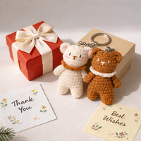 Porte-clés en peluche ours en crochet mignon, paire faite à la main, mini-animaux tricotés, cadeau pour couple