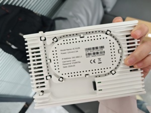 ONT PON XGS 10G avec 1 port 10GE, 1 port LAN Gigabit, 2 interfaces téléphoniques POTS, modem fibre FTTH intégré, Zikun Wireless Lan One Y - Product Image 1