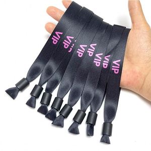 สายรัดข้อมือผ้าทอแบบกำหนดเองสำหรับงานอีเว้นท์ ใช้แล้วทิ้ง/นำกลับมาใช้ใหม่ได้ พร้อมตัวล็อคแบบสแนปล็อคสีดำ - Product Image 2