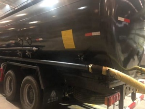 <span class=keywords><strong>Camion</strong></span> Cisterna HOWO a 12 Ruote da 40m3 per Trasporto di <span class=keywords><strong>Cemento</strong></span> Sfuso e Polveri - Product Image 2