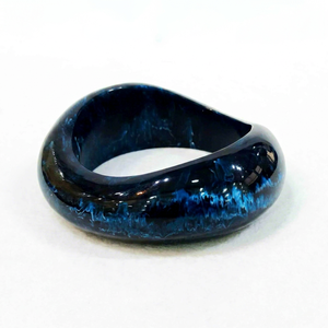 Premium Handmade Resin Waterproof <b>Love</b> Style Women's Fashion <b>Bangle</b> with Customized Color - Product Image 3