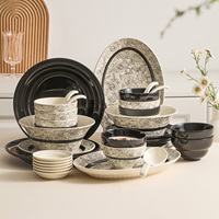 Assiette en porcelaine à motif de rose Vaisselle Conçue pour les hôtels Mariages Restaurants Passe au lave-vaisselle et au micro-ondes