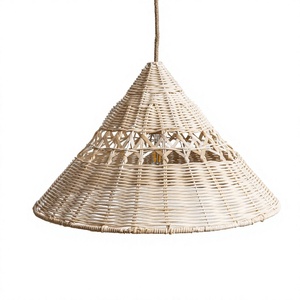 Lampe suspendue en bambou et rotin de qualité supérieure, luminaire tissé à la main pour la conception d'hôtels - Product Image 1