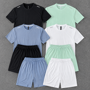 T-shirt de sport personnalisé à séchage rapide pour clubs, réfléchissant, pour la course nocturne, doux pour la peau, respirant et léger - Product Image 1