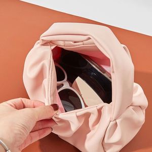 Bolso de Mano de Moda para Mujer, Bolsa de Cosméticos de Nailon PU Plisado, Fábrica BSCI - Product Image 6