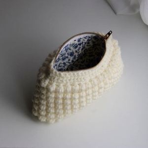 Bolsa Organizadora de Cosméticos de Viaje para Mujer, Hecha a Mano, Ecológica, Reutilizable, Personalizada, con Cierre, Duradera, de Algodón, Tipo Clutch - Product Image 5