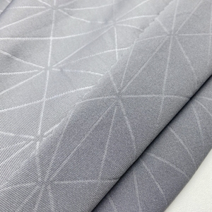 Tessuto Jersey DBP Goffrato 96% Poliestere 4% Spandex Lavorato a Maglia con Motivo Geometrico Personalizzato 160gsm DTY per Magliette - Product Image 2