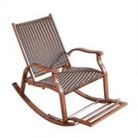 Fauteuil à bascule d'extérieur avec pédale, cadre en alliage d'aluminium anti-basculement, chaise longue en rotin pour balcon et jardin