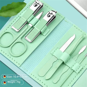 Ensemble de soins de manucure et de pédicure de luxe 7 en 1, coupe-ongles en acier au carbone, lime, ciseaux avec étui en PU - Product Image 2