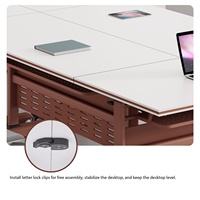 Petite table pliante en bois pour espace de bureau, minimaliste et mobile, idéale pour les salles de réunion