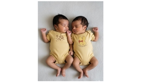 Ensemble de 4 barboteuses pour bébé en coton biologique, vêtements pour nouveau-né, tenue pour bébé, ensemble cadeau unisexe pour bébé - Product Image 3