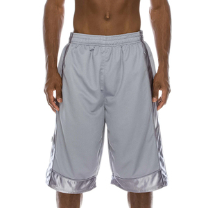 Shorts de sport pour hommes en polyester à maille épaisse avec logo personnalisé OEM, pour le basketball, le football, l'entraînement et la course à pied - Product Image 2