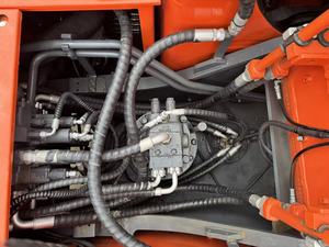 รถขุดไฮดรอลิก Doosan DX300LC-9C มือสอง ขนาด 30 ตัน แบบตีนตะขาบ สำหรับงานก่อสร้าง - Product Image 5