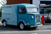 Vintage Viking-Style Burger- und Geothermal-Waffel-Foodtruck mit Vollausstattung für Food Festivals und Outdoor-Konzerte