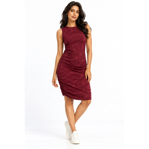 Vestido ajustado sin mangas para mujer, cuello redondo, fruncido, largo hasta la rodilla, atuendo informal de verano - Product Image 1