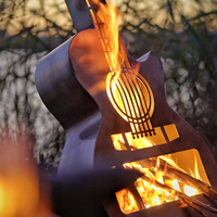 Desain Gitar Klasik Portabel Tungku Api Tanpa Asap dari Baja Tahan Karat Pembakaran Kayu untuk Luar Ruangan dengan Tas untuk Berkemah, Pesta, Teras-ZZ