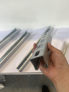 Kalt biegen verzinktes Dach Verzinkter Stahl C-Kanal C Pfette C Typ Stahl Preis ist perforiert AISI - Product Image 3