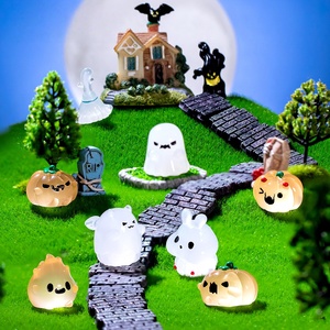 Offres Spéciales : Accessoires en Résine Citrouille Fantôme Démon, Ornements Créatifs en Résine, Modèles en Résine Luminescents pour Décoration de Voiture Halloween - Product Image 3