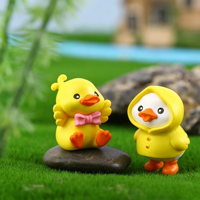 Mini figurine en plastique de canard jaune mignon, écologique, pour la décoration du tableau de bord de la voiture ou de la maison, ornement miniature pour jardin féerique ou micro-paysage DIY