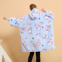 Couverture hivernale de luxe à grande poche pour adulte Couverture à capuche en polyester surdimensionné polaire flanelle personnalisée pour l'extérieur
