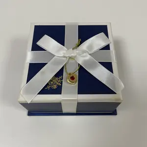 花式纸蓝色巧克力礼品盒心形金属吊坠装饰定制设计巧克力松露盒