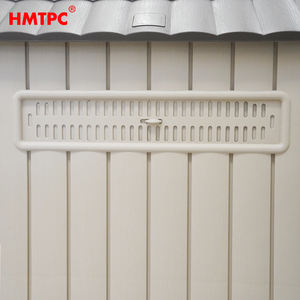 בית כלבים מפלסטיק עמיד בפני מזג אוויר עם דלת מתכת, גג מאוורר ורצפה מוגבהת, מלונה חיצונית לכלבים קטנים ובינוניים, קל לניקוי וחזק. - Product Image 3