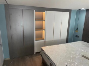 Muebles de apartamento de estudio de hotel de bajo costo personalizados juegos de dormitorio completo marco de cama de madera con mesa auxiliar armario mesita de noche mueble de TV - Product Image 2