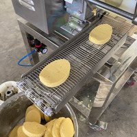 Machine industrielle automatique pour la fabrication de galettes de viande pour hamburgers, tourtes, pains de viande et viande frite, avec moteur comme composant central