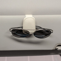 Clip de suspension pour lunettes en cuir, support de lunettes de soleil pour pare-soleil de voiture, clip de rangement multifonctionnel