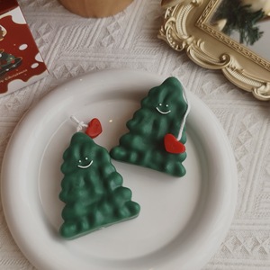 Candele Profumate Artigianali a Forma di Albero di Natale per Creazioni Fai-da-Te - Product Image 6