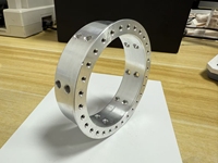 Fermoirs ou anneaux de fermoir de type clé en acier inoxydable usinés CNC sur mesure avec services de brochage et d'usinage