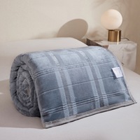Plaid Doux et Moelleux 100% Polyester Anti-Acariens, Léger, Confortable et Chaud, Grande Taille, Super Confortable