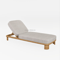 Lit de salon de style luxueux pour l'extérieur, structure en teck robuste, matelas en éponge épaisse imperméable, utilisation toute saison sur la terrasse