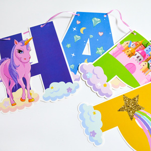 Ensemble de fête d'<span class=keywords><strong>anniversaire</strong></span> sur le thème de la <span class=keywords><strong>licorne</strong></span> Décorations de gâteau de petit poney modernes avec drapeaux et badges pour la célébration des enfants - Product Image 3