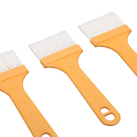 Pinceaux en poils de porc en gros, multi-usages, à manche en bois, pour la décoration intérieure, le teinture, le vernis, la colle et le nettoyage