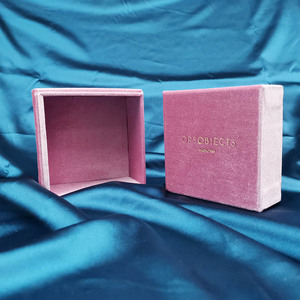 High quality square pink velvet gift boxes for jewelry
