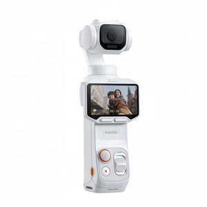 Cámara con Gimbal Insta360 <span class=keywords><strong>Luna</strong></span> Pro Leica de 1 Pulgada y 8K con IA, Pantalla Desmontable, Dolby Vision 4K y Modo de Cámara Lenta para Vloggers - Product Image 4