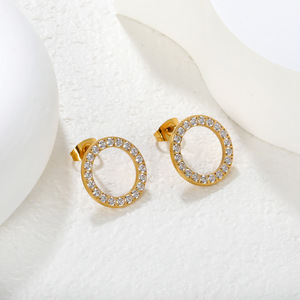 Pendientes de Diamantes Chapados en Oro, Aro Redondo con Piedras de Circonia Cúbica Transparentes para Mujer, Uso Diario, Pendientes de Acero Inoxidable - Product Image 2