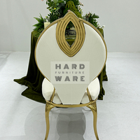 Chaises de salle à manger empilables de luxe modernes en cuir PU avec structure en acier inoxydable chromé royal pour salles de banquet commerciales