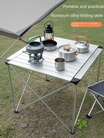 Table pliante carrée en alliage d'aluminium léger - Meubles d'extérieur de style camping exquis et portables pour le camping et le barbecue