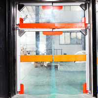 Puerta Batiente de PVC de Cuatro Paneles Resistente a Impactos, Puerta de Tráfico Bidireccional con Retorno Automático para Taller o Planta de Procesamiento de Alimentos