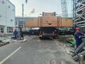 Grúa sobre camión Sany STC1600C8-8 de 160 toneladas, usada en buen estado. - Product Image 4