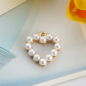 Pendientes colgantes de aleación chapados en oro Diy Mini llavero de concha con amor de perla de concha para la fabricación de joyas - Product Image 3