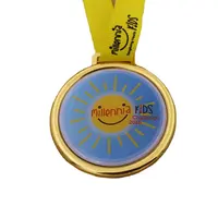 Barato Logotipo de adhesivo epoxi medalla de oro personalizado como regalos de promoción