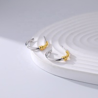 Pernos de oreja de línea de separación de joyería chapados en oro de viaje C palabra accesorios de oreja 2024 nuevo