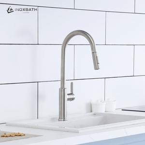 Robinet de cuisine de luxe moderne flexible à douchette extractible en céramique, monotrou, en acier inoxydable 304 doré - Product Image 4